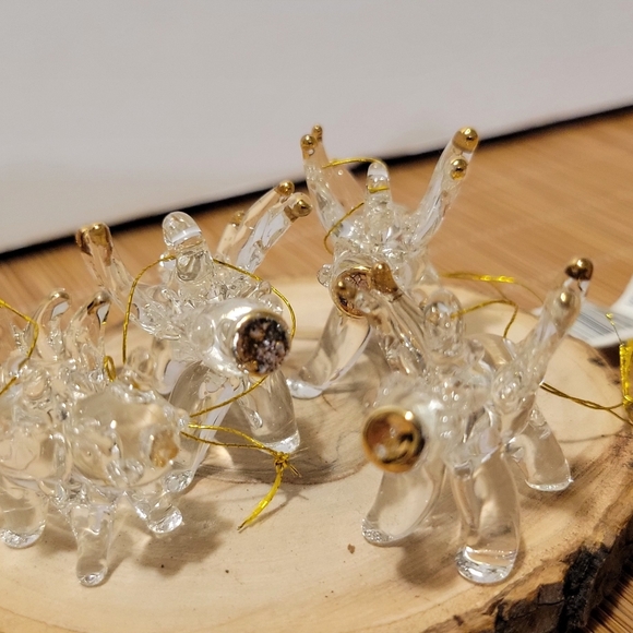 4- Blown Glass Mini Pig Figurine Ornaments 1" Clear glass with gold tipped wings - Picture 5 of 5